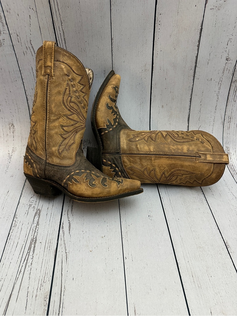 🤠 Laredo Cullison Bucklace Distressed Western Cowboy Boots women’s size 9M - Picture 2 of 15